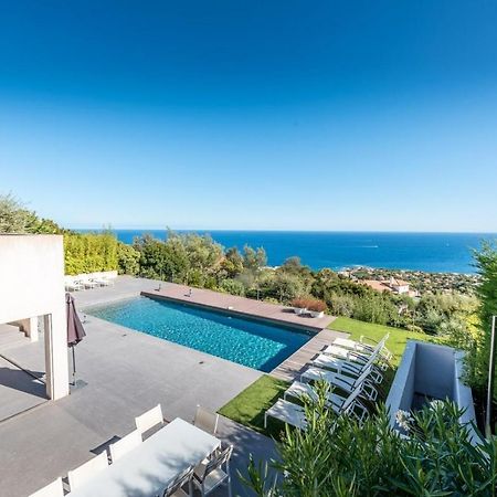 레지상브르 Vue Panoramique Sur La Baie De St Tropez 빌라 외부 사진